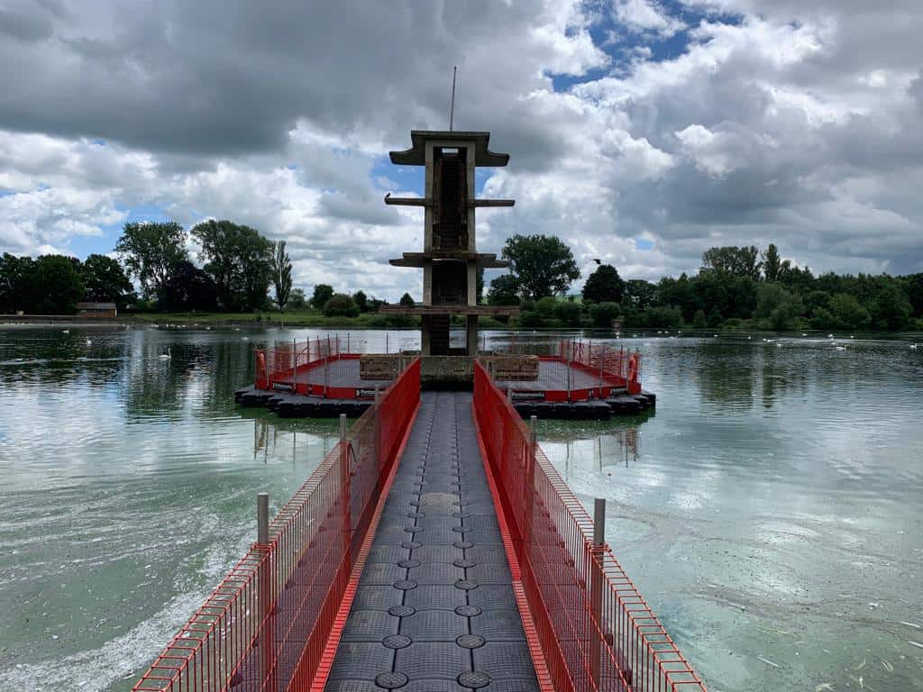 Access Pontoon for concrete repairs